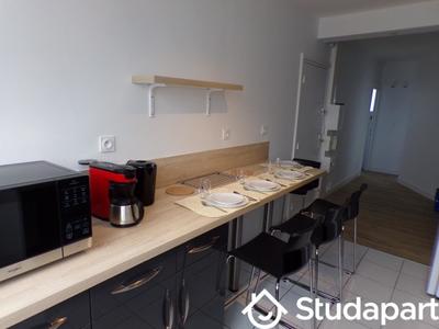 Chambre - 12 m² - 1 pièce