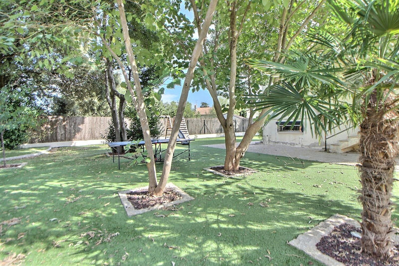 Maison - 179 m² - 8 pièces