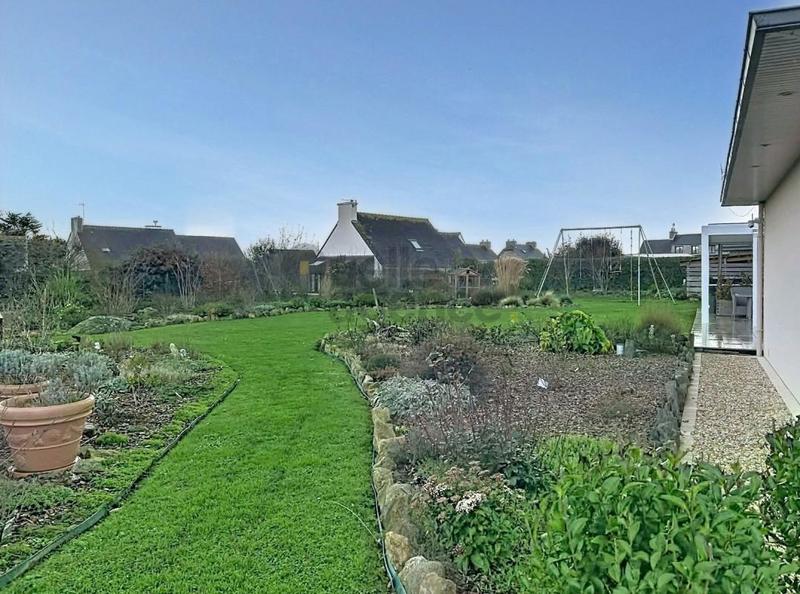 Maison - 143 m² - 7 pièces