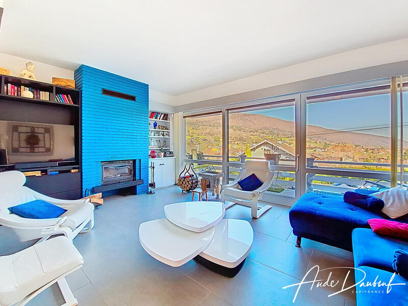 Maison - 174 m² - 7 pièces