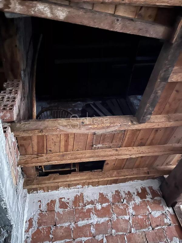 Remise - 50 m² - 4 pièces