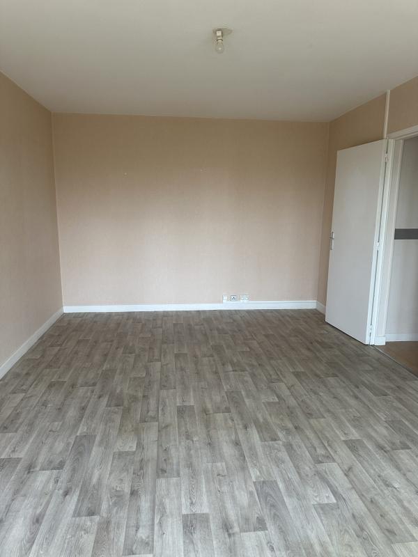 Appartement - 74 m² - 1 pièce