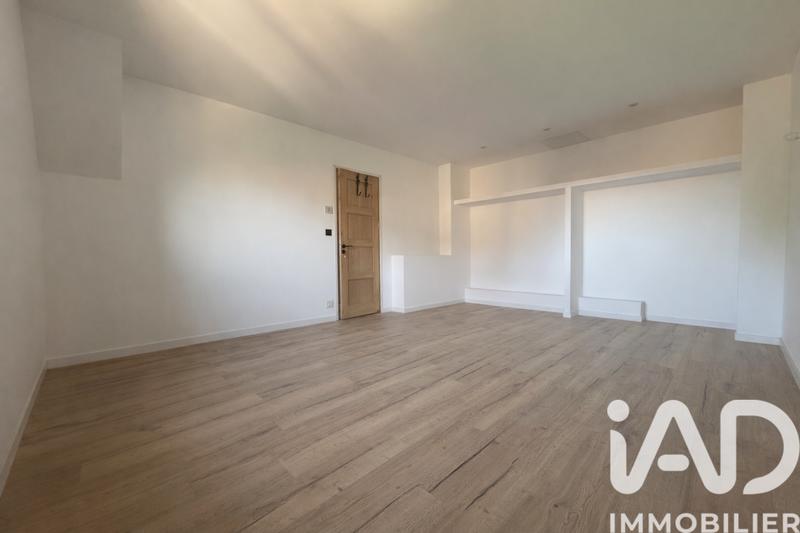 Maison - 280 m² - 7 pièces