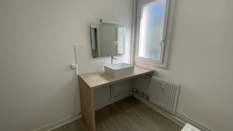 Appartement - 84 m² - 4 pièces