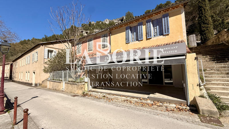 Local commercial - 65 m²