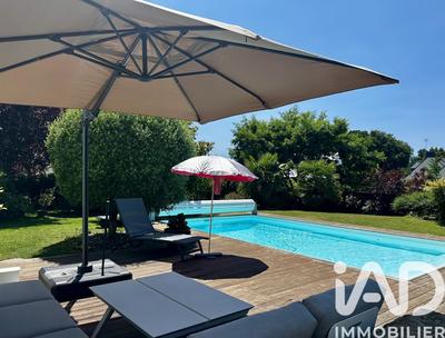 Maison - 173 m² - 7 pièces