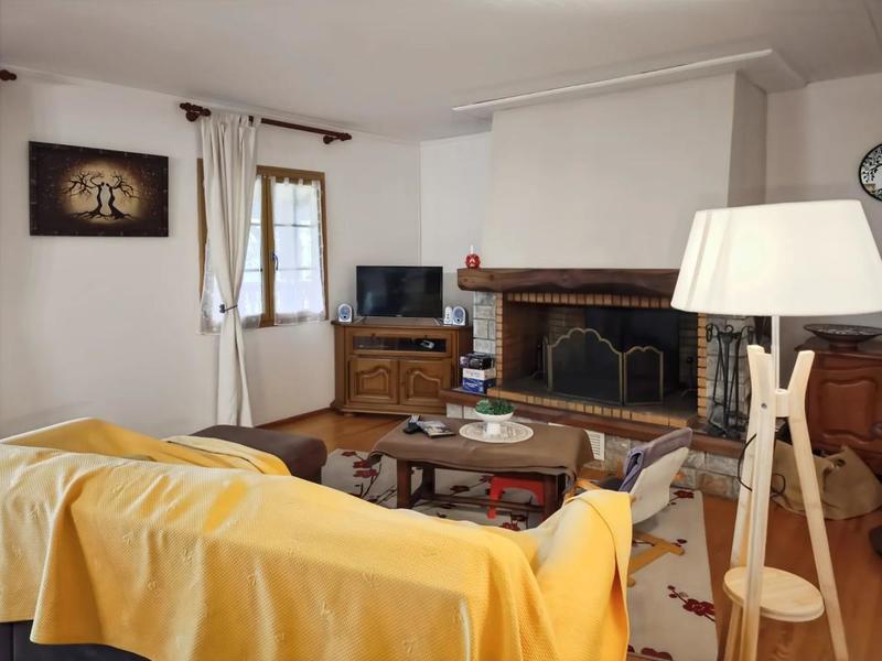 Maison - 150 m² - 8 pièces