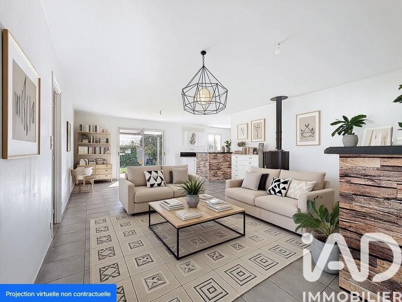 Maison - 90 m² - 4 pièces