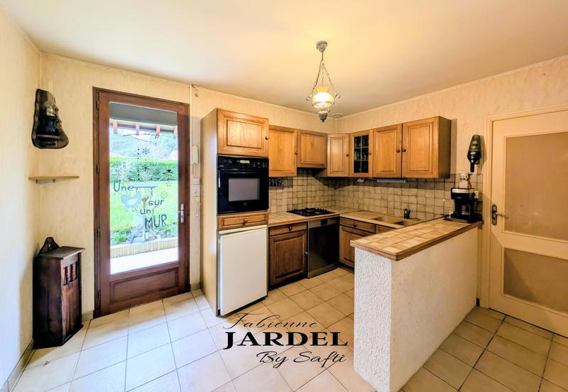 Maison - 143 m² - 7 pièces