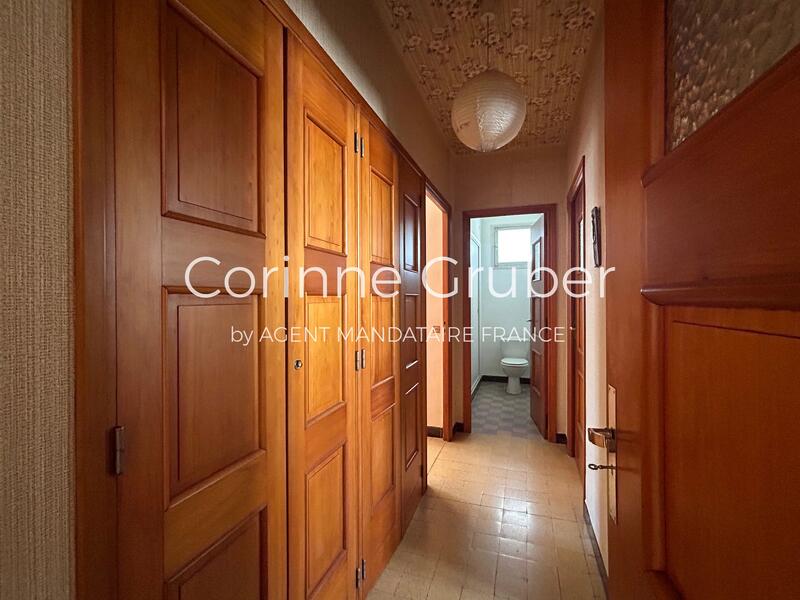 Appartement - 92 m² - 4 pièces