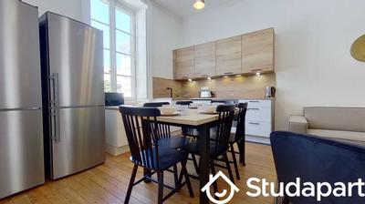 Chambre - 11 m² - 1 pièce