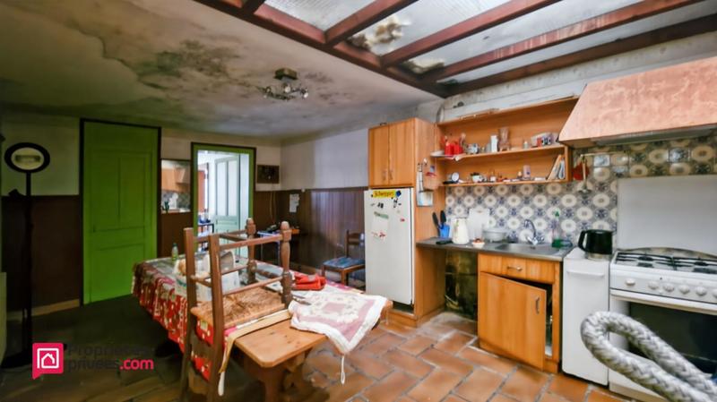 Maison - 157 m² - 10 pièces