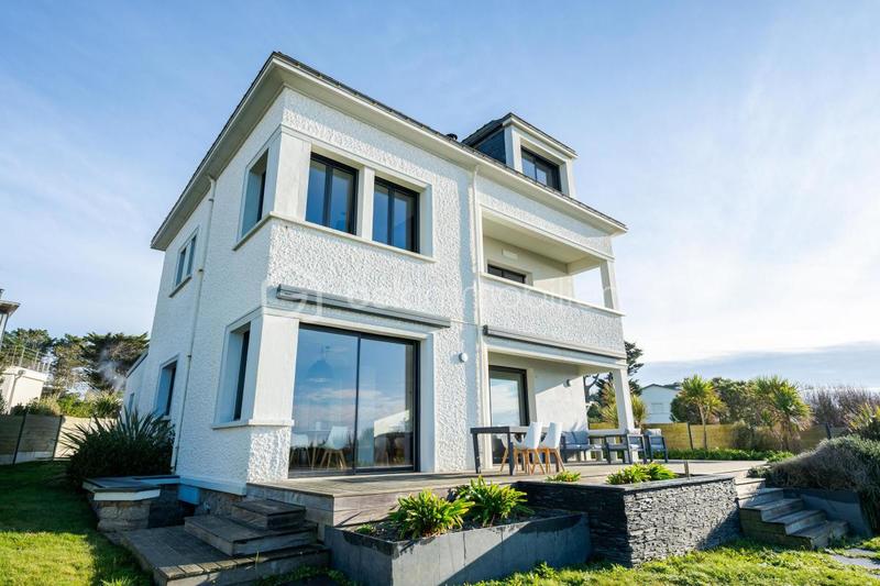 Demeure - 195 m² - 7 pièces