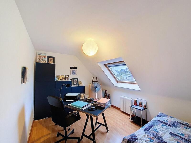 Maison - 91 m² - 5 pièces