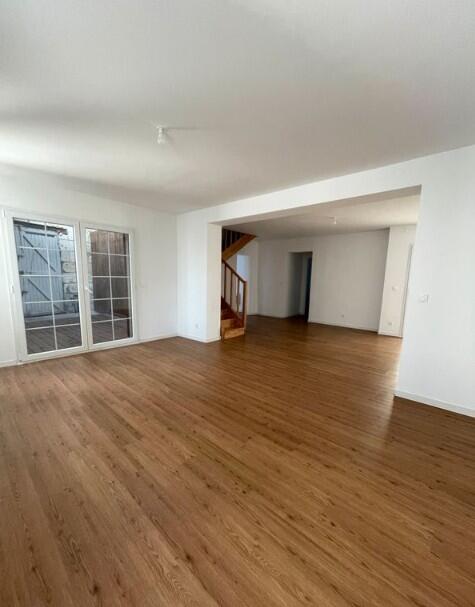 Maison - 123 m² - 5 pièces