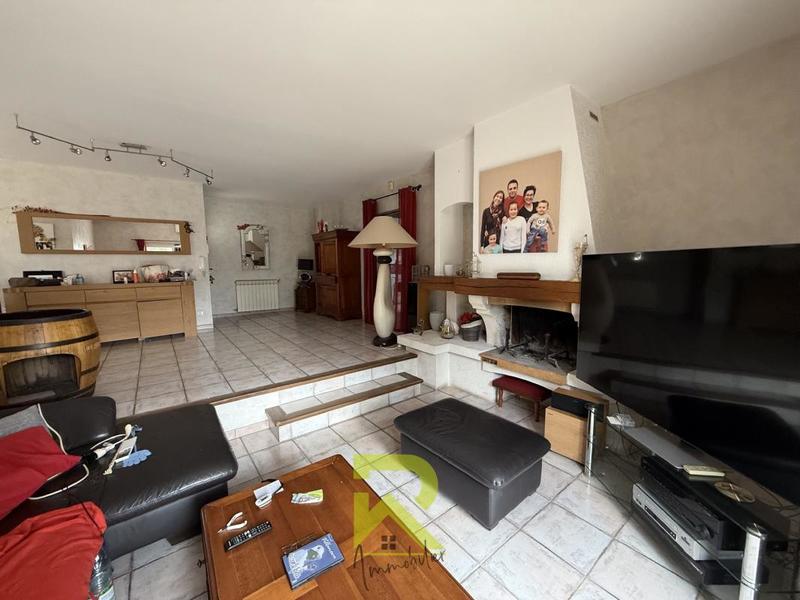 Villa - 174 m² - 8 pièces