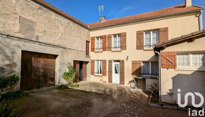 Maison - 230 m² - 5 pièces