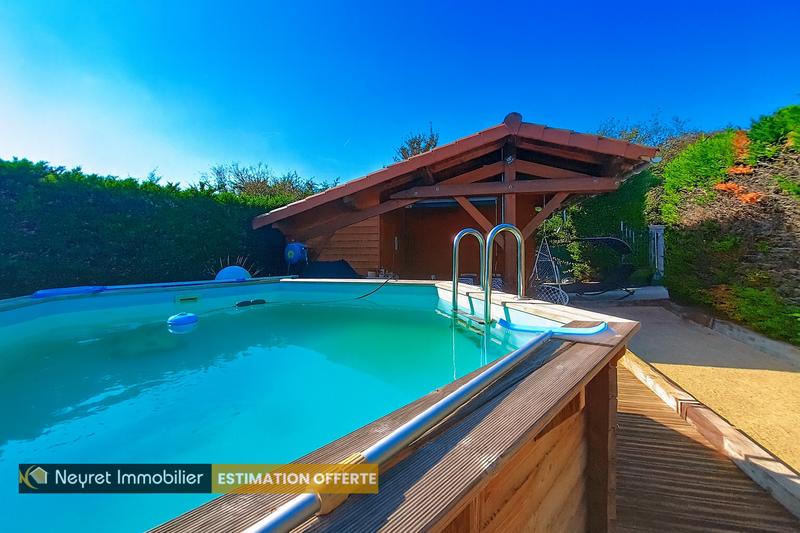 Maison - 121 m² - 6 pièces