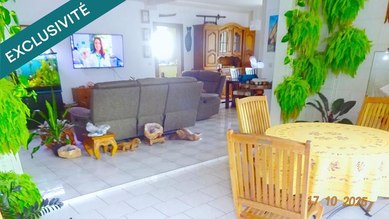 Maison - 168 m² - 9 pièces