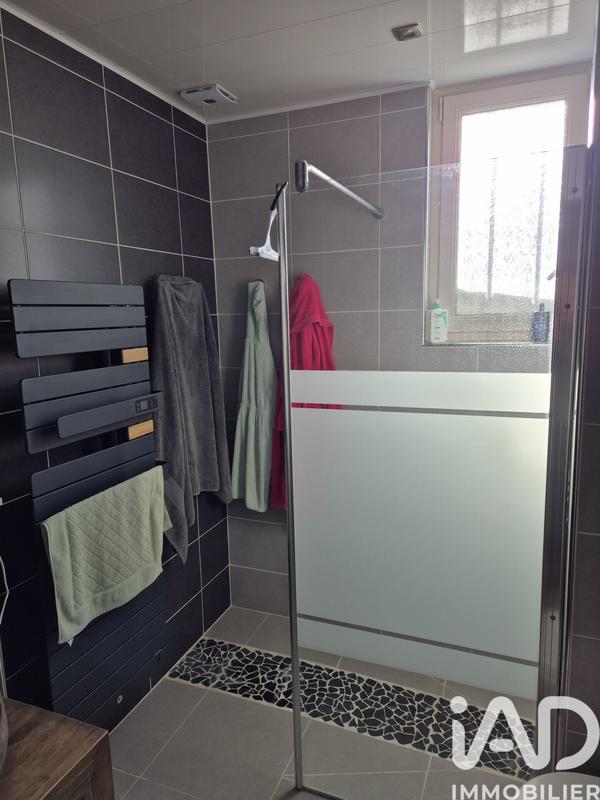 Maison - 101 m² - 5 pièces