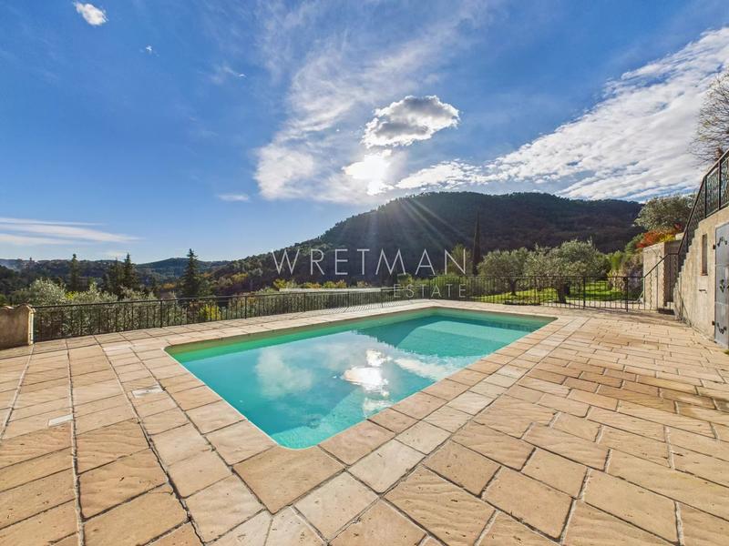 Maison - 141 m² - 5 pièces