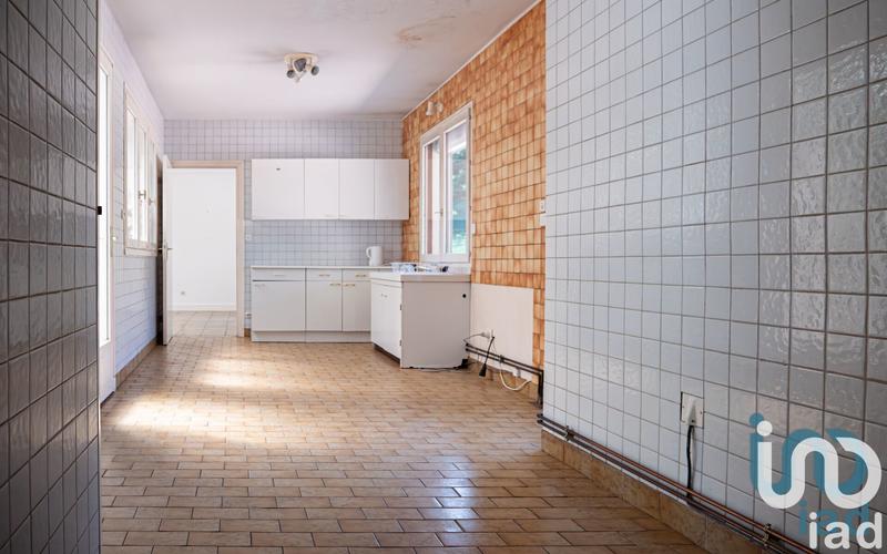 Maison - 203 m² - 7 pièces