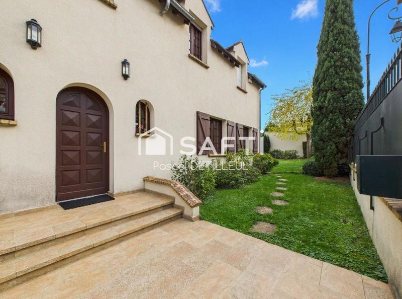 Maison - 201 m² - 8 pièces