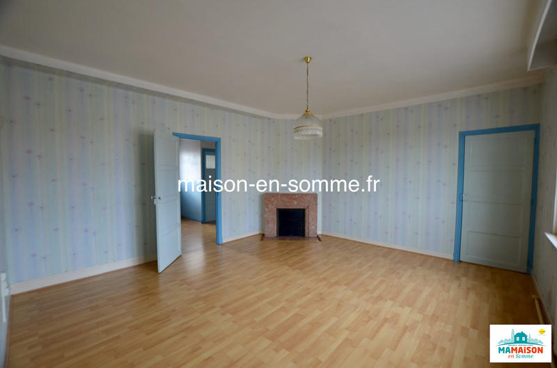 Maison traditionnelle - 230 m² - 6 pièces