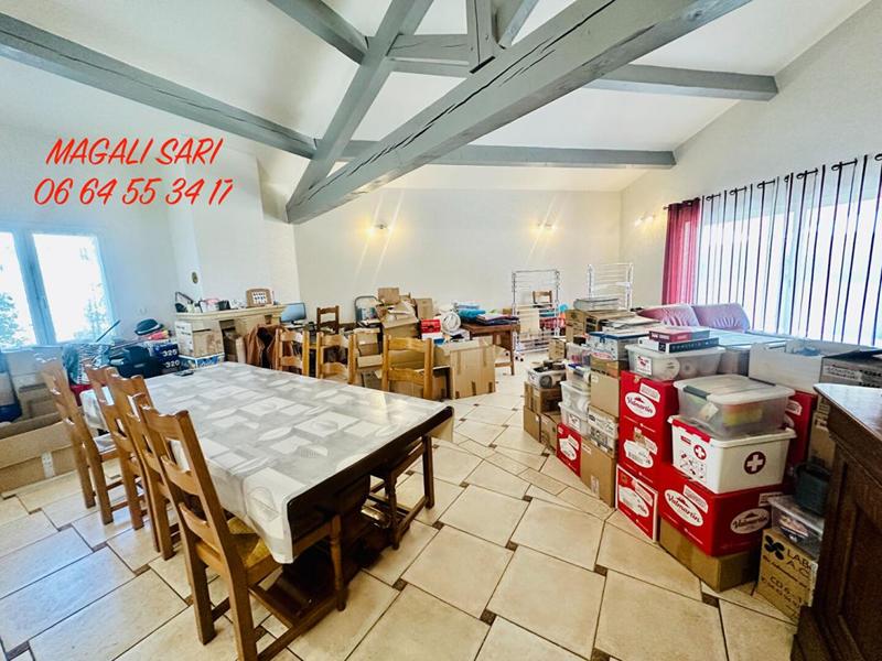 Villa - 245 m² - 7 pièces