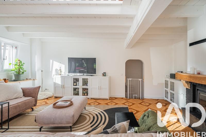 Maison - 234 m² - 5 pièces