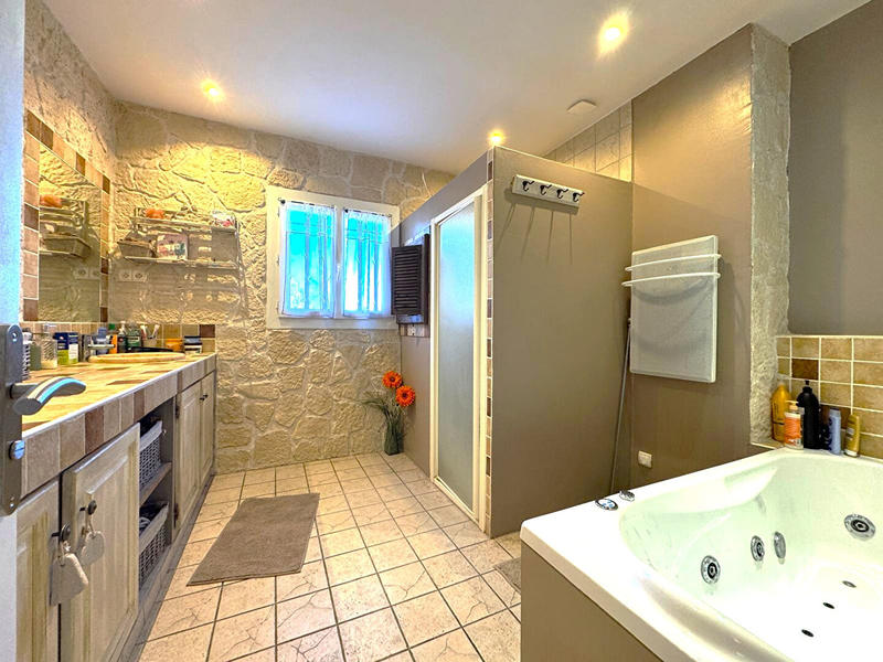 Maison - 144 m² - 5 pièces