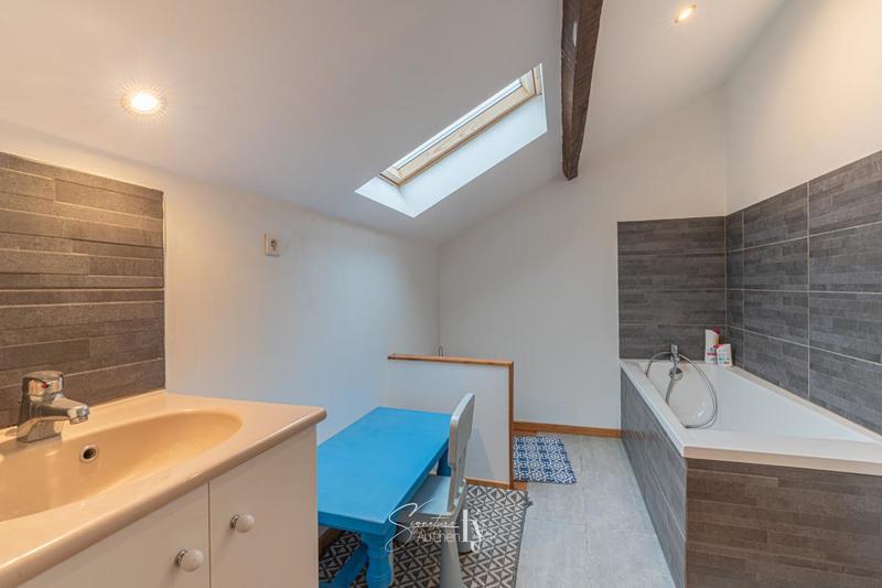 Maison - 125 m² - 5 pièces