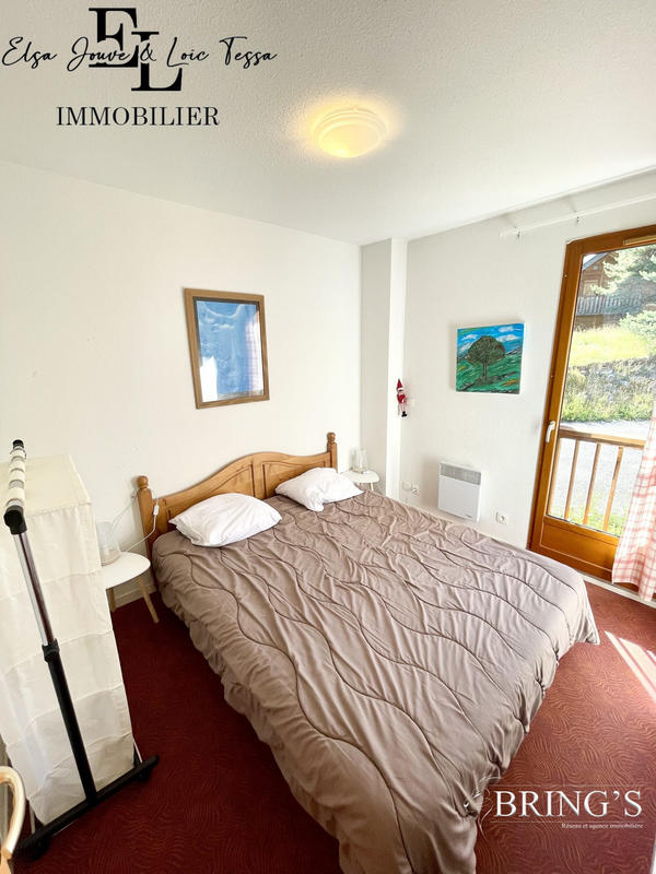 Appartement - 85 m² - 6 pièces