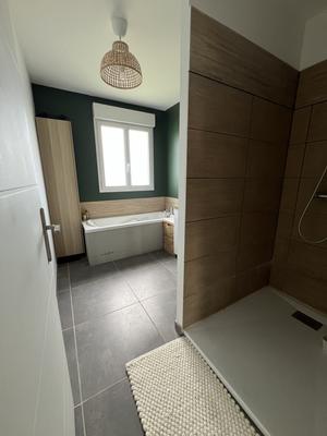 Maison - 90 m² - 3 pièces