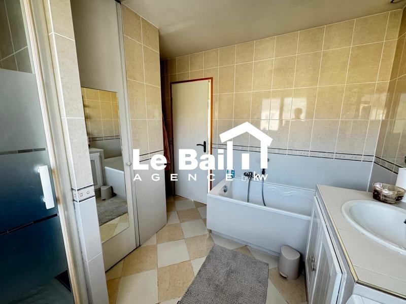 Maison - 128 m² - 7 pièces