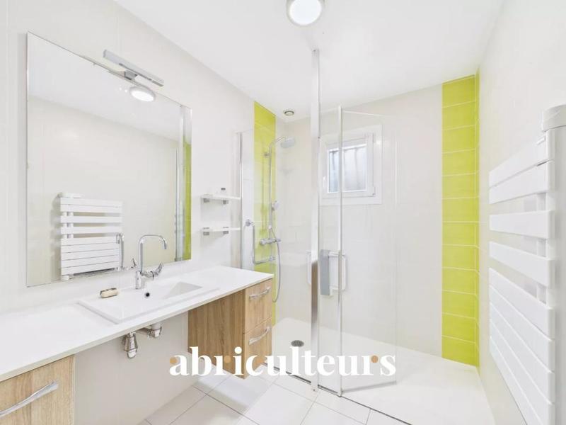 Maison - 86 m² - 4 pièces