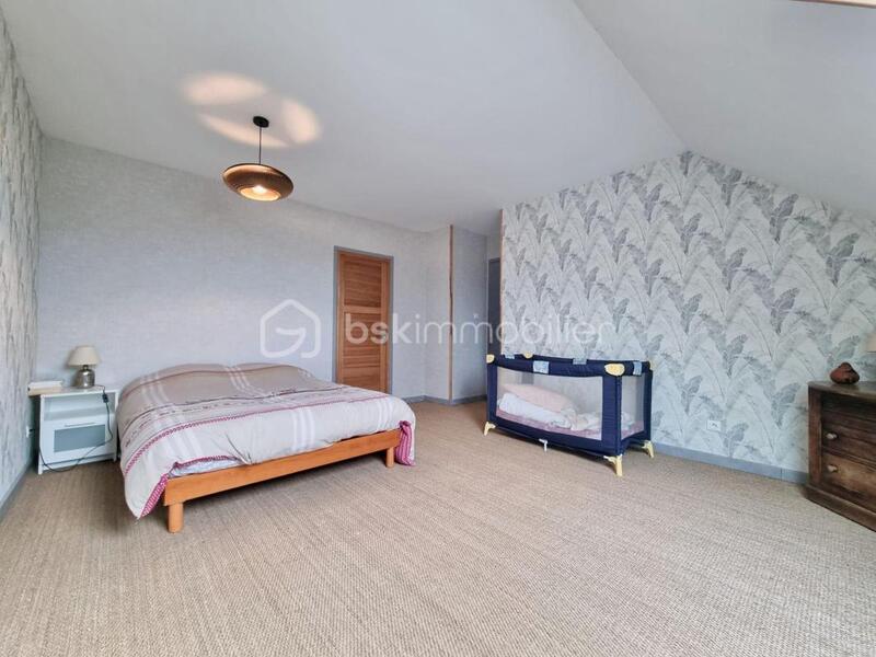 Maison - 160 m² - 7 pièces