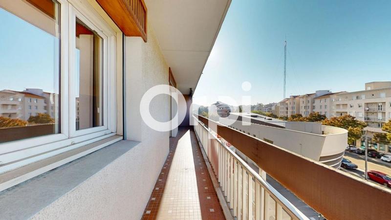 Appartement - 104 m² - 5 pièces