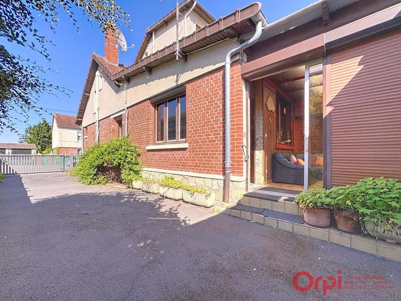 Maison - 140 m² - 4 pièces