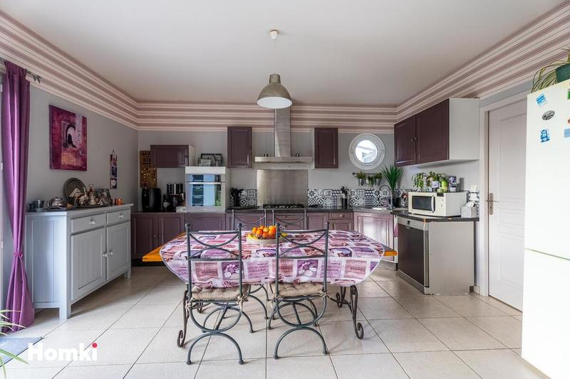 Maison - 169 m² - 6 pièces