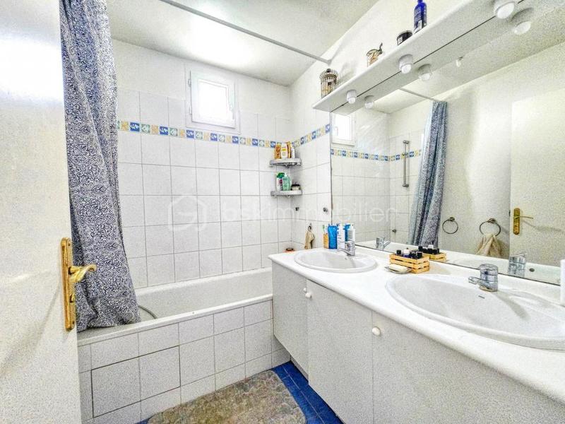 Maison - 105 m² - 6 pièces