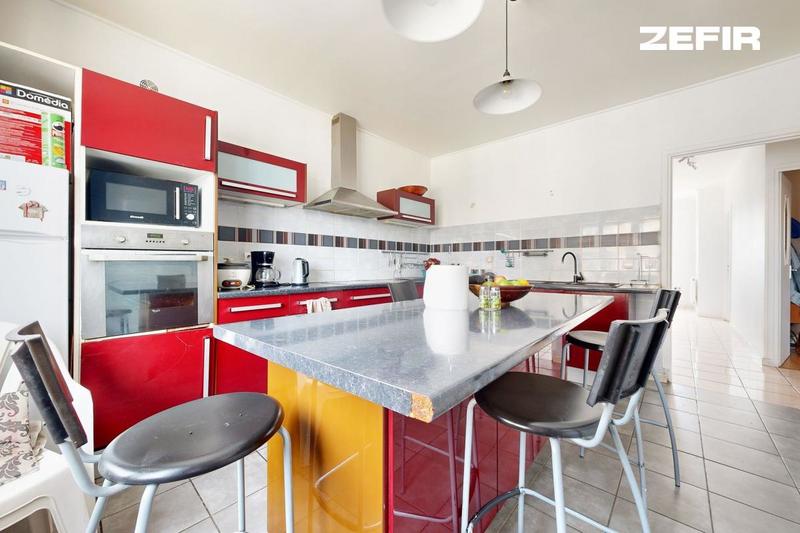 Maison - 177 m² - 2 pièces