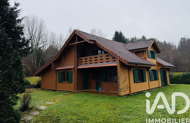 Maison - 230 m² - 7 pièces