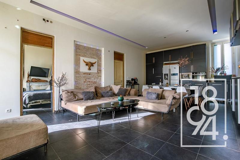 Propriété - 160 m² - 6 pièces