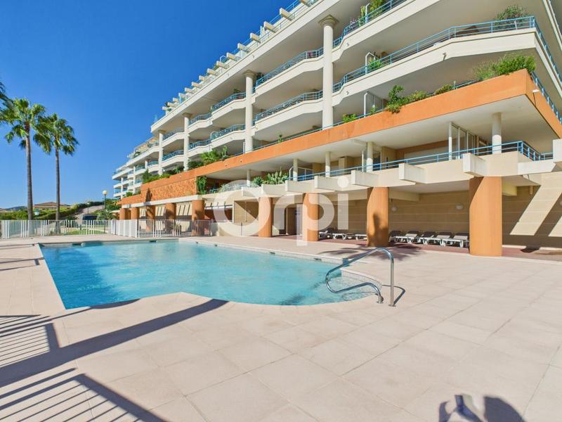 Appartement - 77 m² - 3 pièces