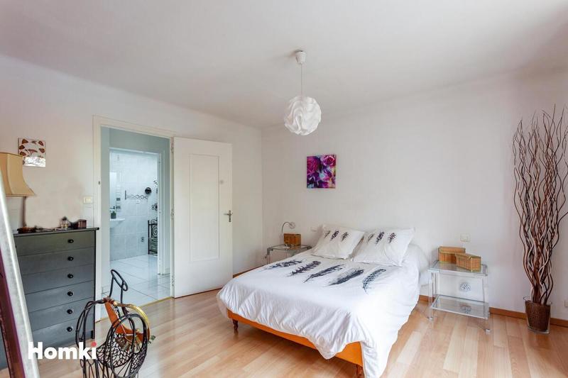 Villa - 186 m² - 8 pièces