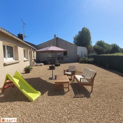 Maison - 123 m² - 8 pièces