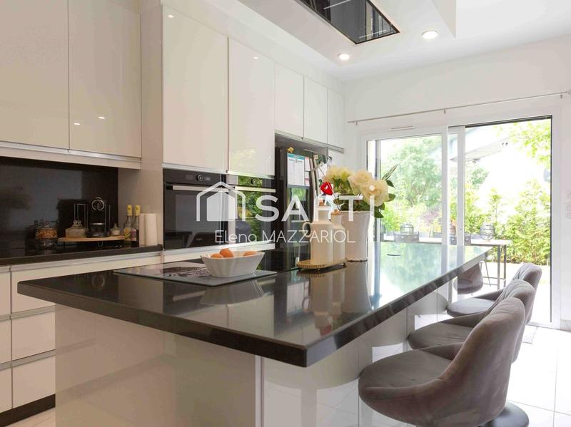 Maison - 156 m² - 7 pièces