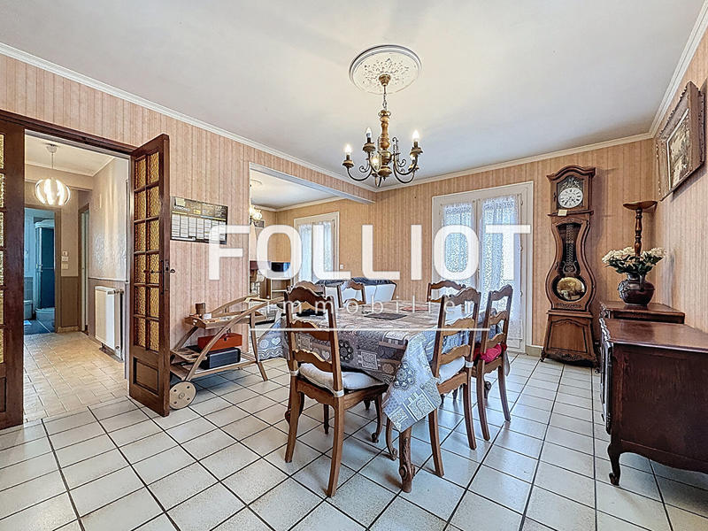 Maison - 127 m² - 7 pièces