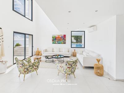 Villa - 316 m² - 9 pièces